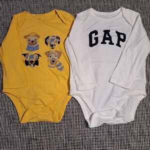 GAP Baby Bodysuit Set - Yellow and White 18-24 months
